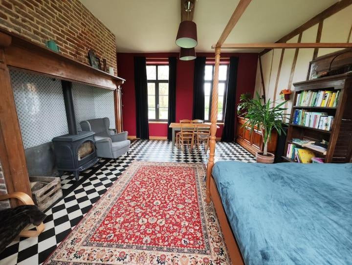 Chambre Spacieuse Avec Vue Sur Clocher Apartamento Verchin Exterior foto