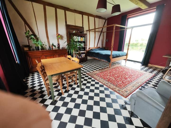 Chambre Spacieuse Avec Vue Sur Clocher Apartamento Verchin Exterior foto